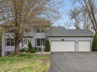 20562 Juno Trl, Lakeville, MN 55044
