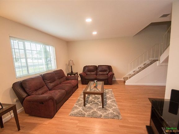 3rd image of 3005 Iris Ave Unit F