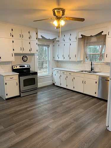 126 Pinney St #130 Photo 1