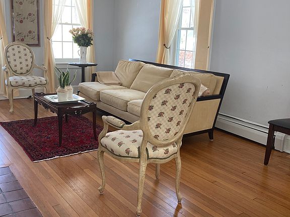 Living Room / Dining Room