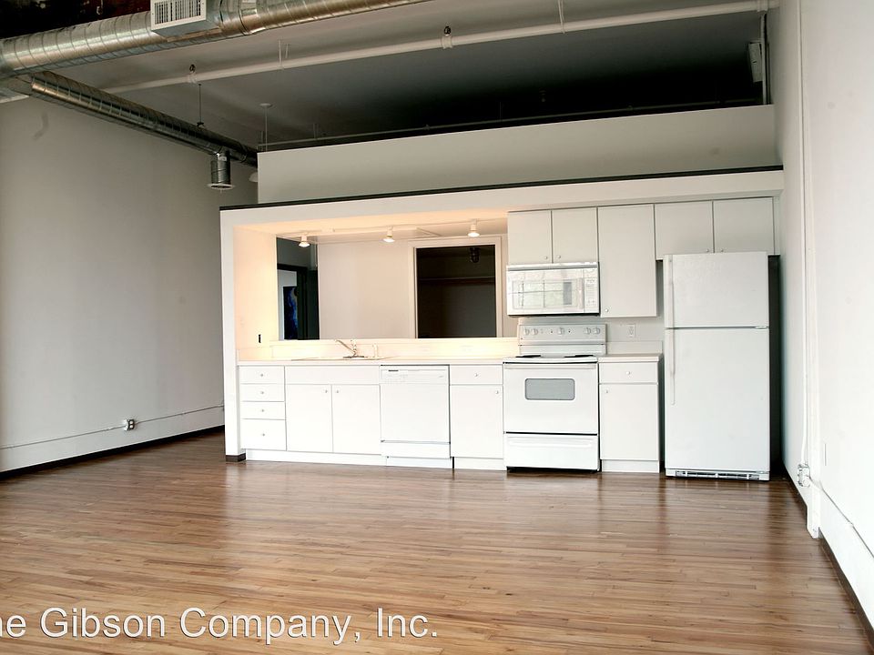 2nd image of 500 Exposition Ave Ste 209