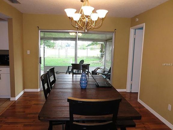 3rd image of 1371 Avalon Blvd