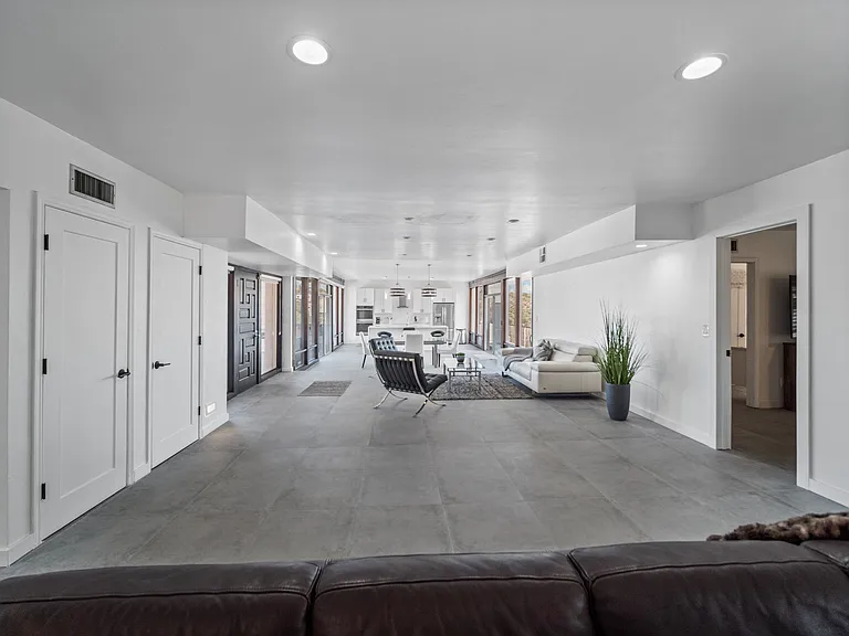 5798 E Paseo Cimarron — Photo 16