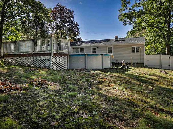2nd image of 22 Cranwell Dr