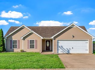 141 Bob White Trl, Oak Grove, KY 42262