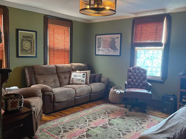 1006 Washington Ave #1, Muskegon, MI 49441
