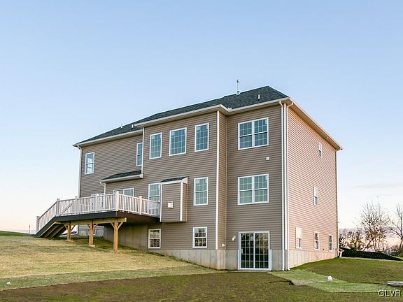 4th image of 4316 Saratoga Dr #37