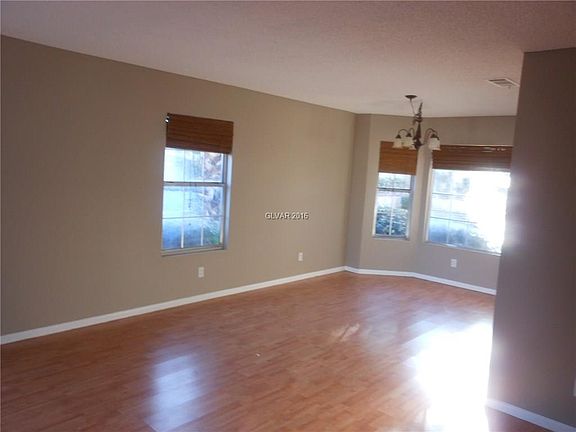 5th image of 440 Capertino St
