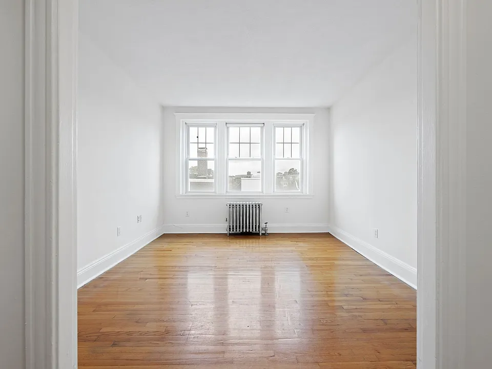 Selkirk Place Apartments