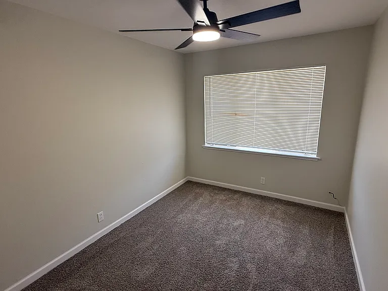 3396 E Clinton Ave — Photo 9