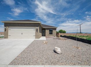 2160 Firewheel Ave SW, Los Lunas, NM 87031