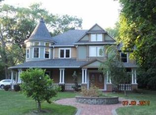 100 E Clarendon St, Prospect Heights, IL