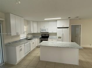851 SW 63rd Way #851, Pompano Beach, FL 33068
