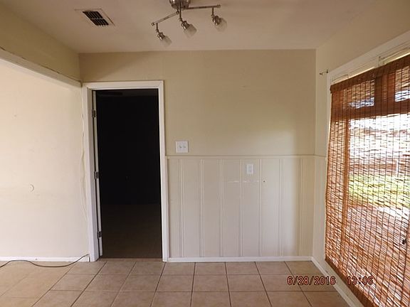 4th image of 1516 E 14th St