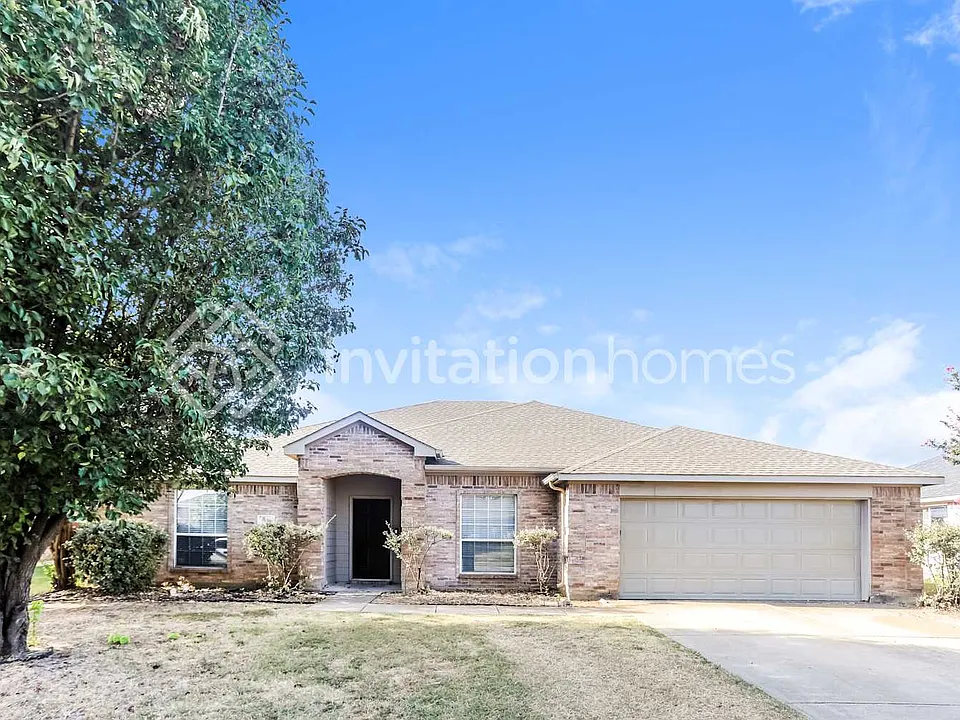 4808 Bluebird Ln