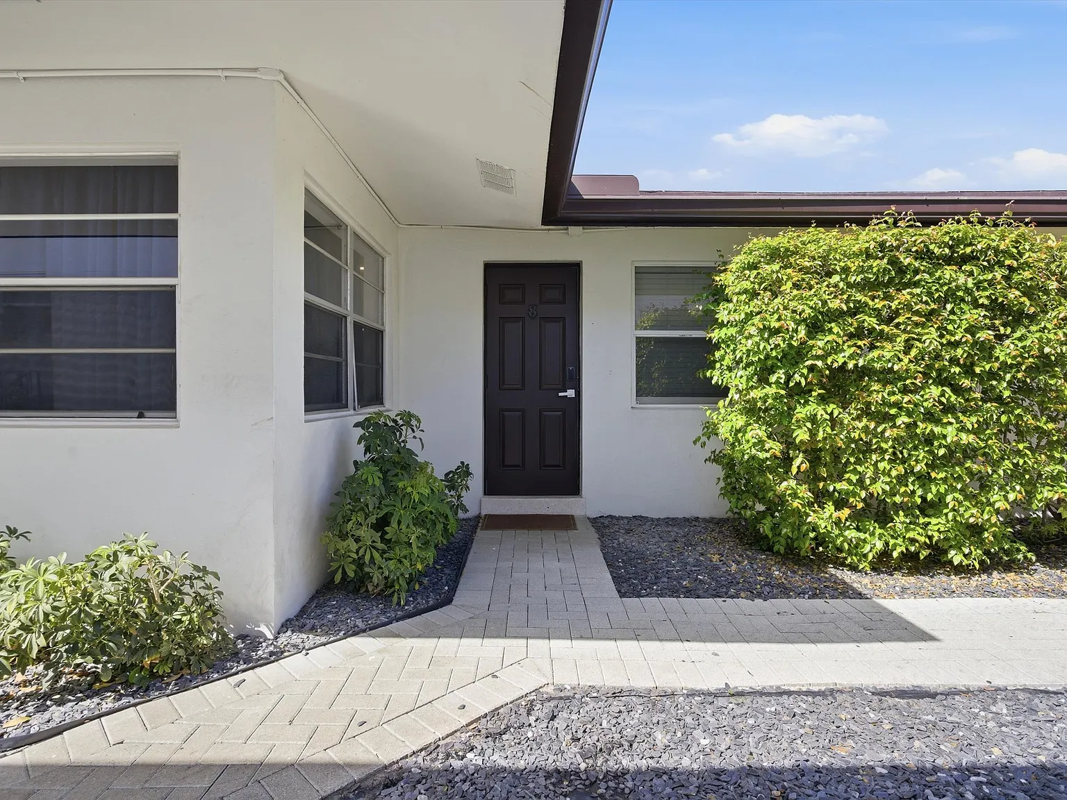 1 bed, $2,050 — Photo 2