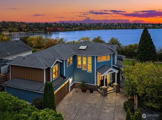 5844 E Green Lake Way N, Seattle, WA