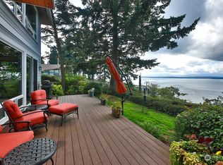 3496 Marine View Dr, Greenbank, WA 98253