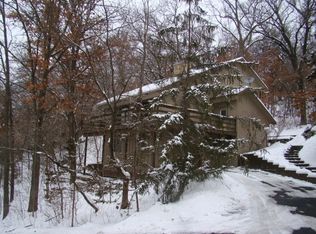 5388 Davis Rd, Dodgeville, WI 53533