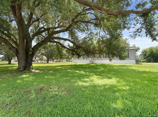 157 Clyde Olivers Ln, Lake Charles, LA 70607