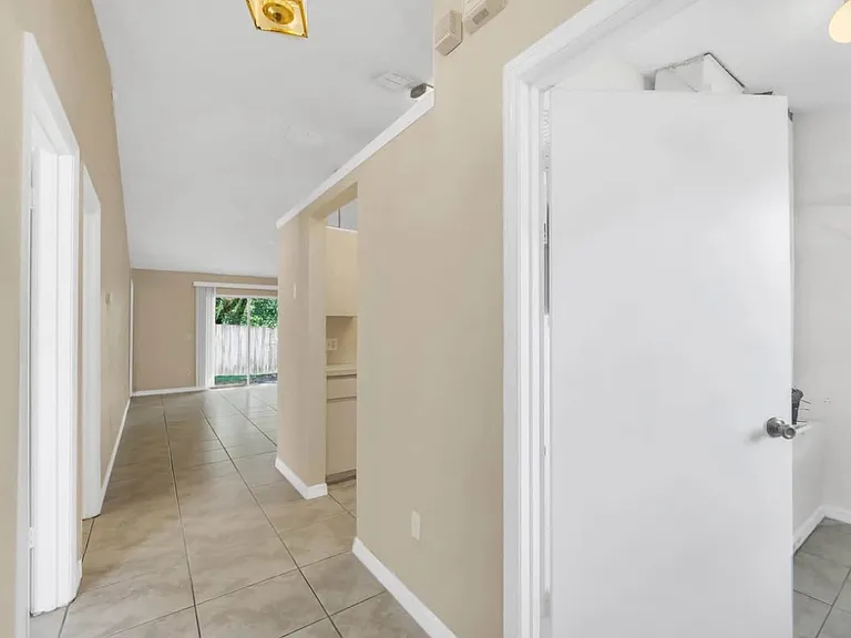 2995 W Main St #8 — Photo 6