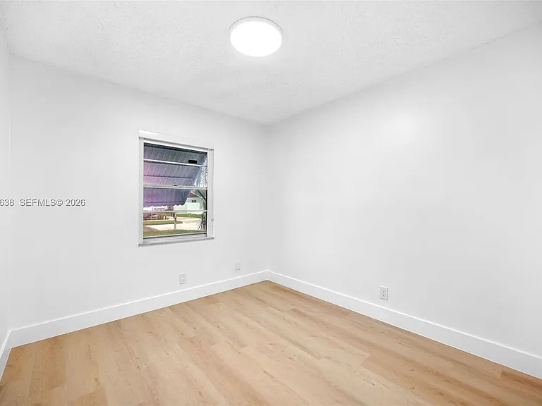 304 SW 77th Ave — Photo 27