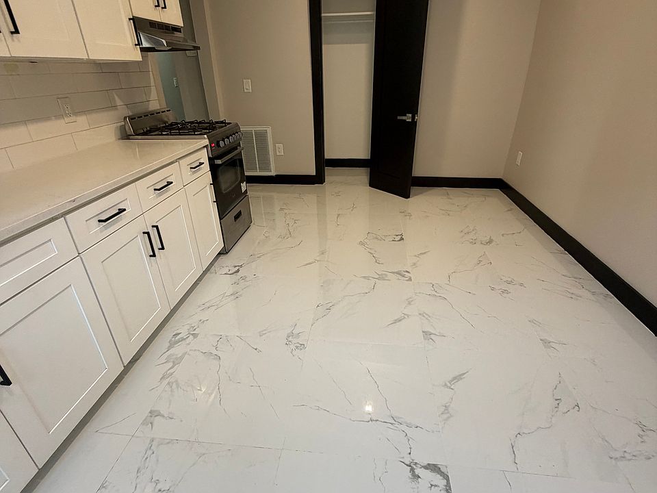 1st image of 55 Lincoln St #206