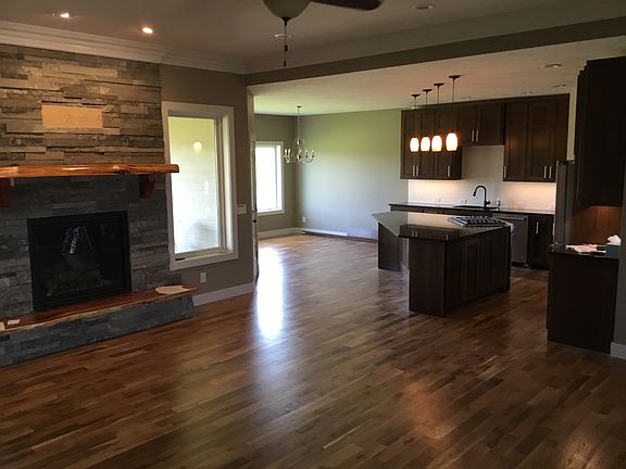 4th image of 8851 Himark Ln