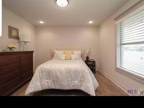 5th image of 30612 Anderson Dr