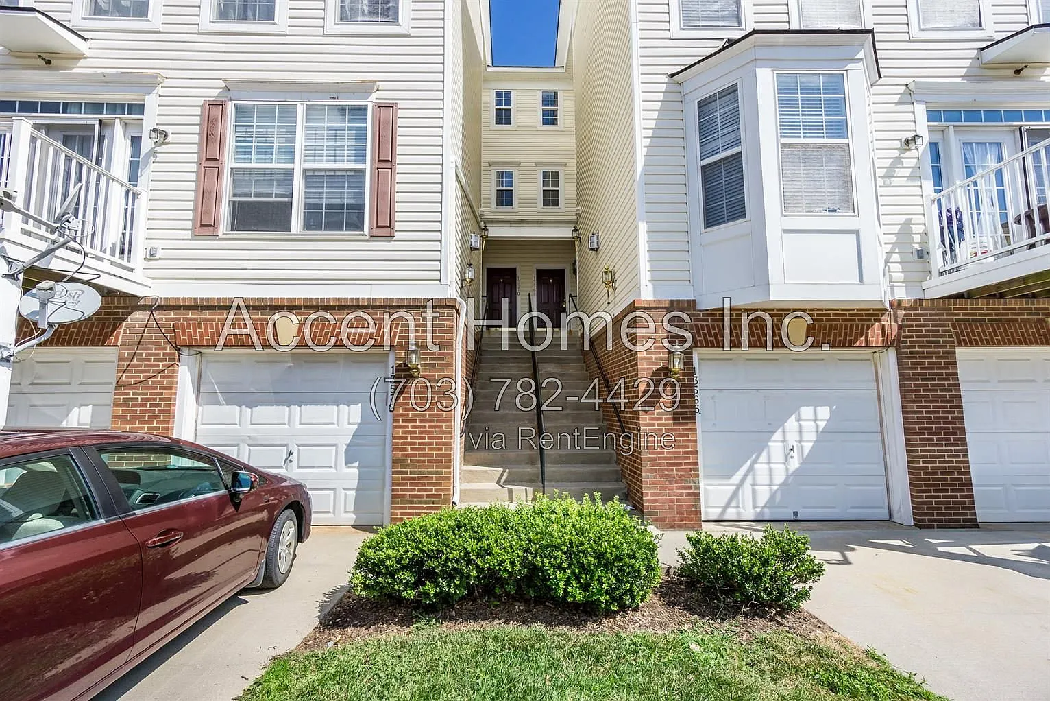 3 bed, 2.5 bath, 1642 sqft, $3,200 — Photo 1