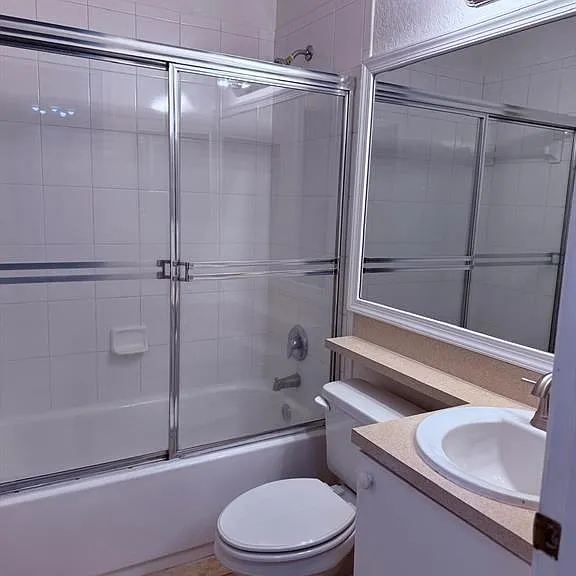 2941 Riverside Dr #303 — Photo 16