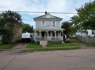 54 Prince Arthur St, Amherst, NS B4H 1W1
