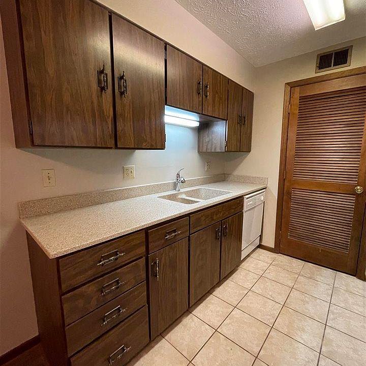 13122 N Street 13122 N St Omaha NE Zillow