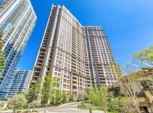 3880 Duke Of York Blvd #708, Mississauga, ON L5B4M7