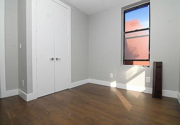 2nd image of 724 Saint Nicholas Ave #33