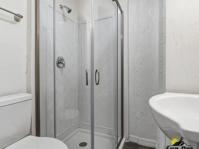 215 Live Oak Ave #1 — Photo 17