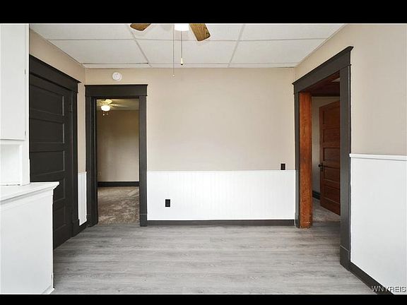 5th image of 1393 S Park Ave #1
