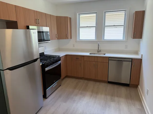 212 Abbey Ln, Pleasantville, NJ 08232