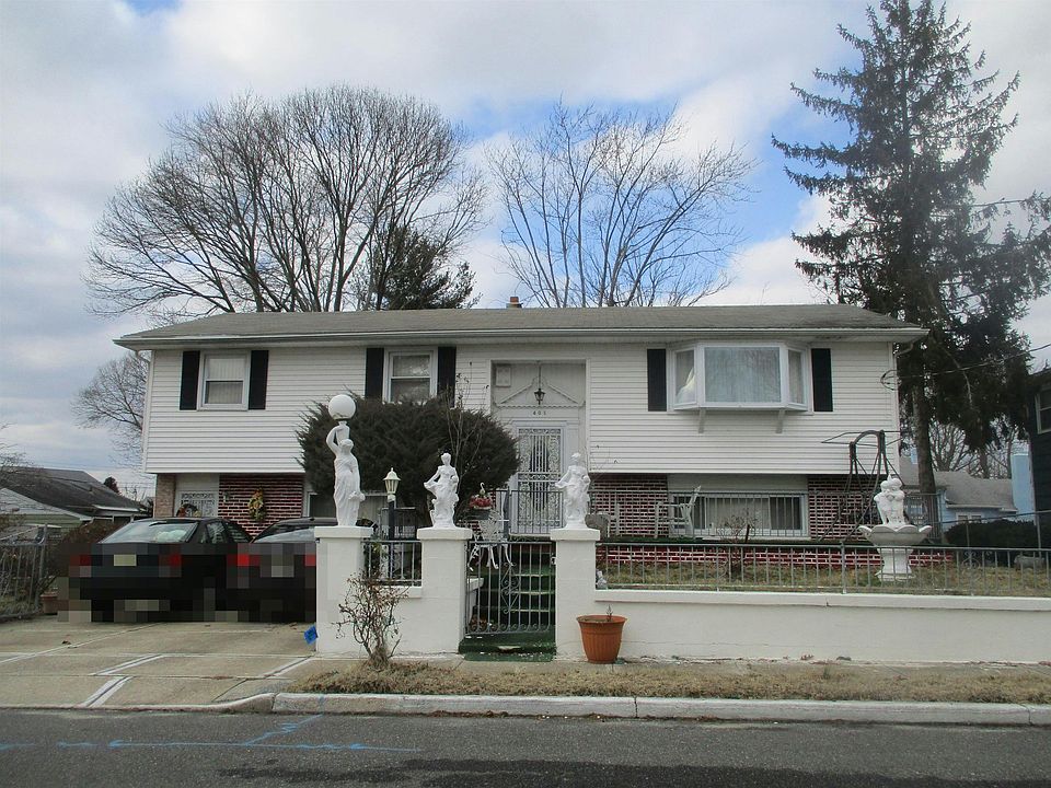 1st image of 405 Elder St