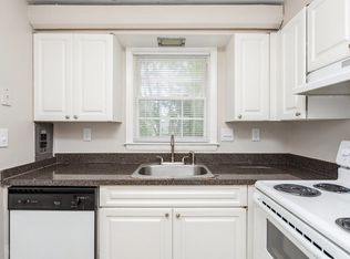Manchester Green, Manchester, CT 06040