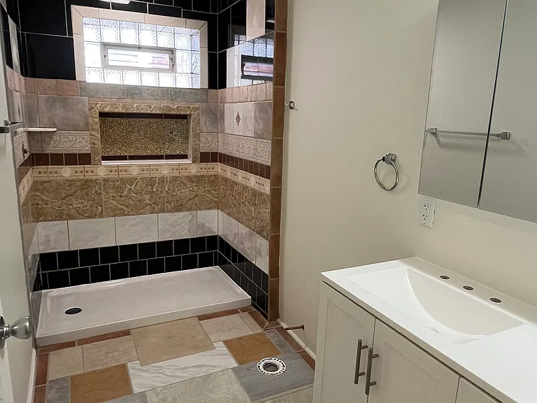 Bathroom - toilet & faucets to be installed
