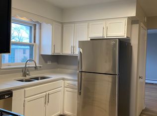 Salt Creek Apartments, Addison, IL 60101