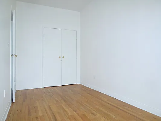 Rented by Smart City Real Estate LLC | media 30