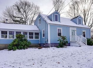 32 Drury Ln, Wakefield, MA 01880