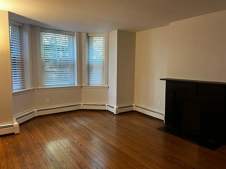 26 Academy St — Photo 3