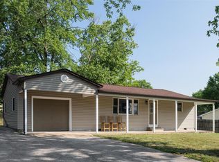4724 Valley St, Sullivan, MO 63080