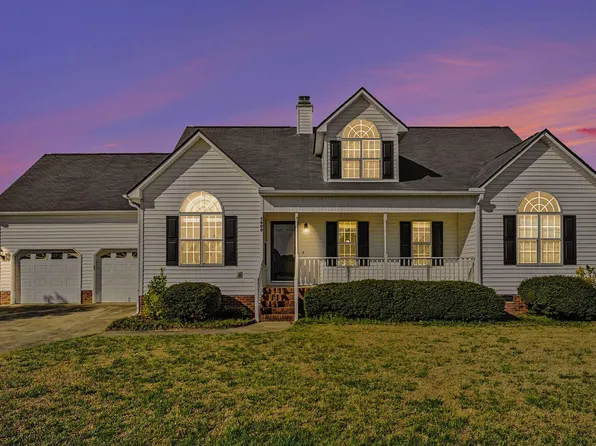 5600 Cardinal Landing Dr, Raleigh, NC 27603