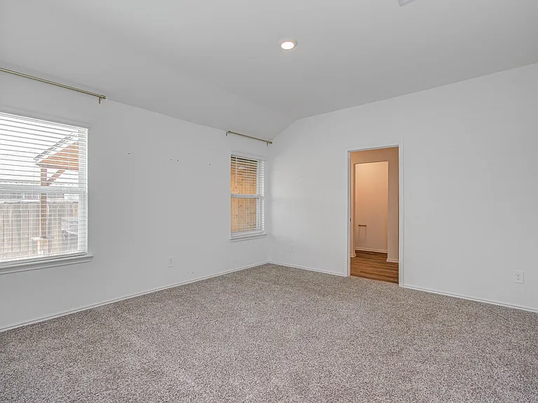 6111 Grove Of Pines St — Photo 17