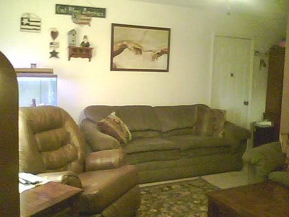 3rd image of 1804 E Pickett Ln