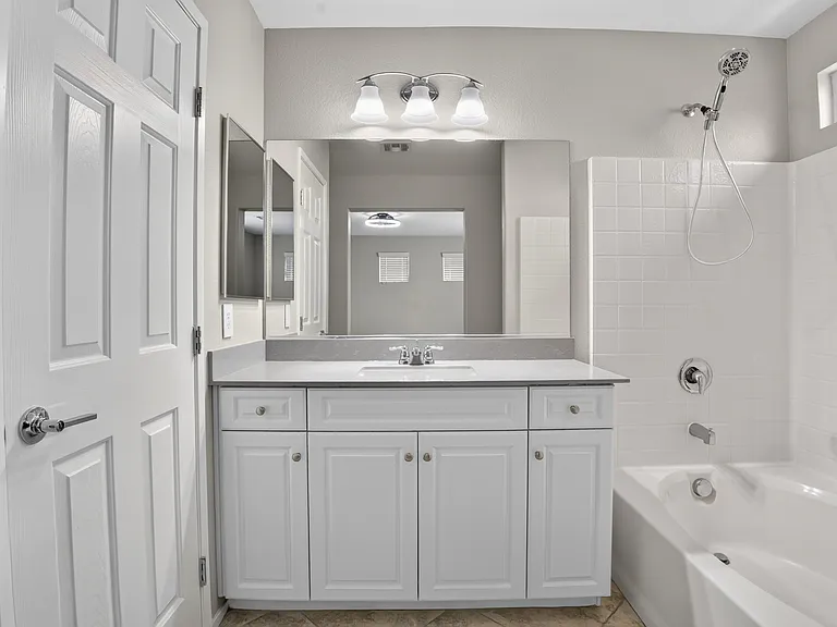 10643 Forum Peak Ln — Photo 23
